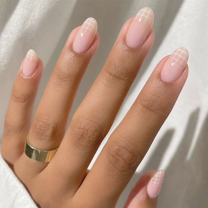 Фото: @press_reset_nails